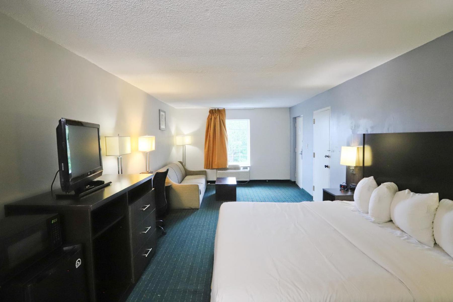 Greenville Inn & Suites Экстерьер фото