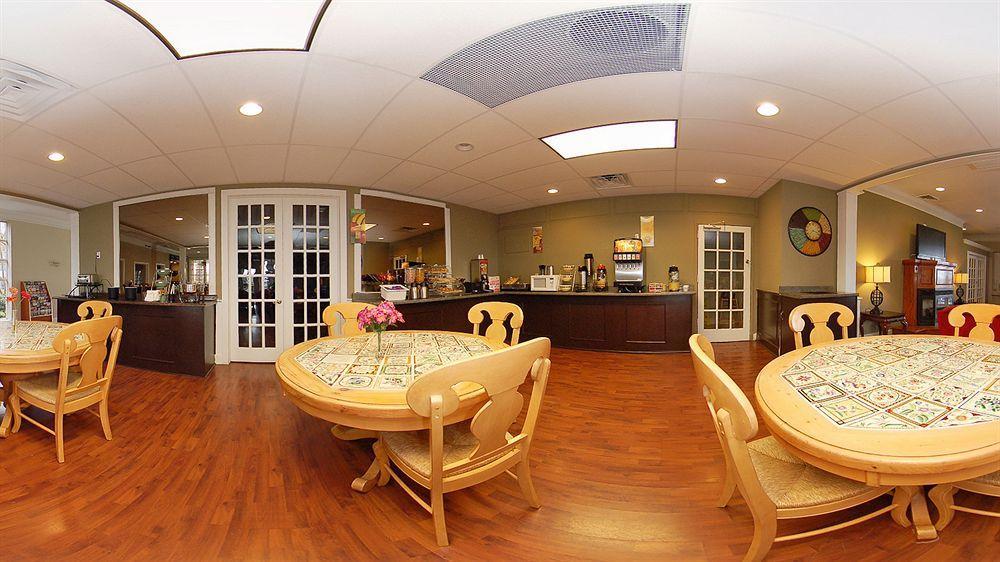 Greenville Inn & Suites Экстерьер фото
