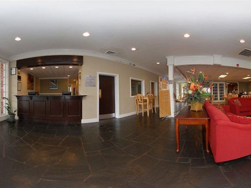 Greenville Inn & Suites Экстерьер фото